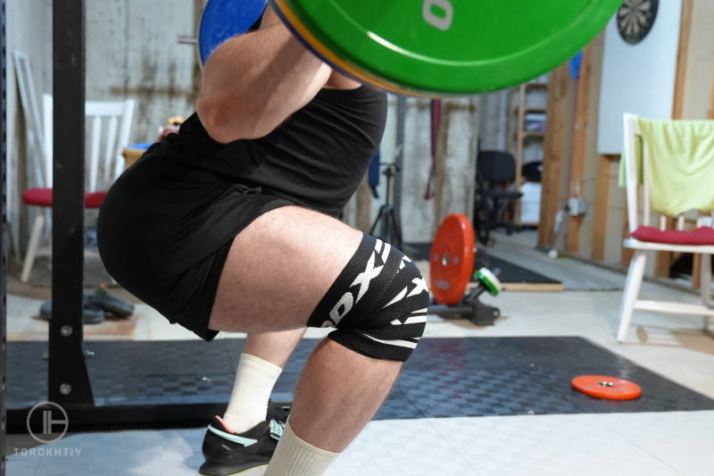 6 Best Knee Wraps for Squats in 2023 Torokhtiy Weightlifting